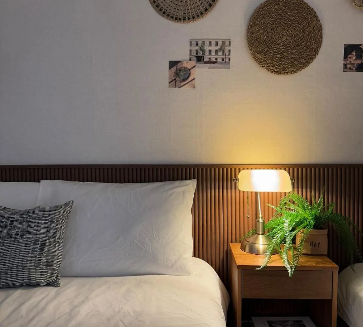 Seoul Cozy Haven Near Omokgyo Station Apartment